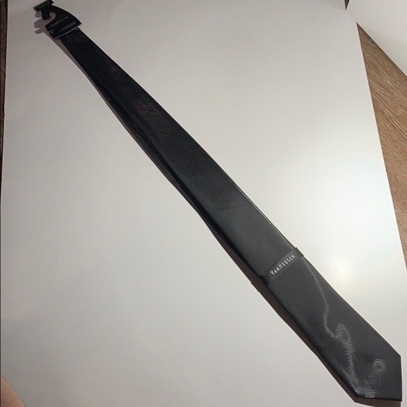 Van Heusen Men’s Black shine tie - Picture 5 of 5